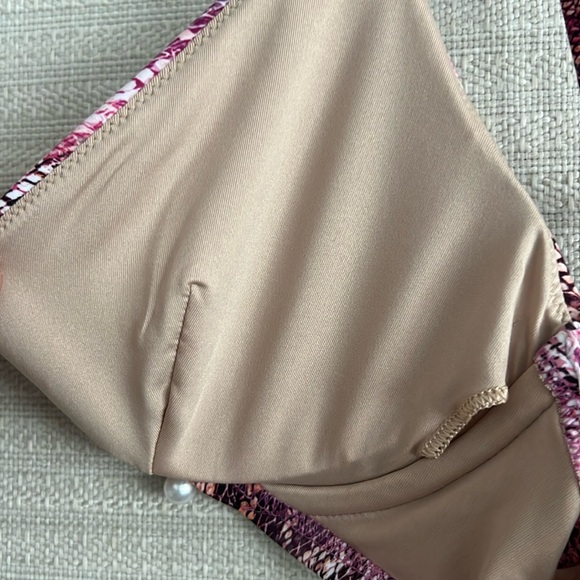 Shade Shore Underwire Pink Snake Swimsuit Bikini Top Womens M L 36D 36 D - Picture 12 of 17